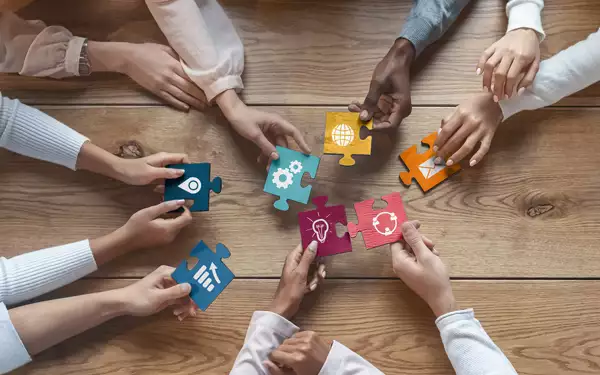 Strategic Collaboration Giombetti